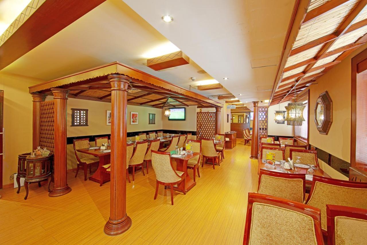 Manhattan Avenue Hotel Дубай Экстерьер фото