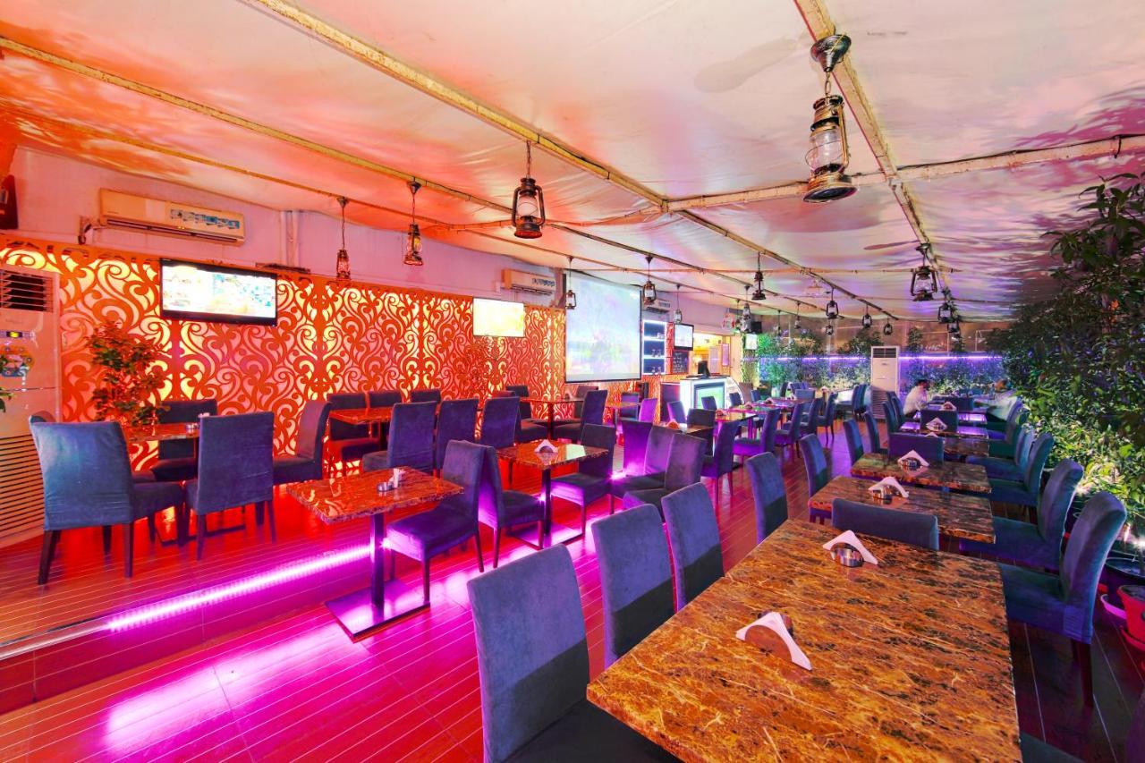 Manhattan Avenue Hotel Дубай Экстерьер фото