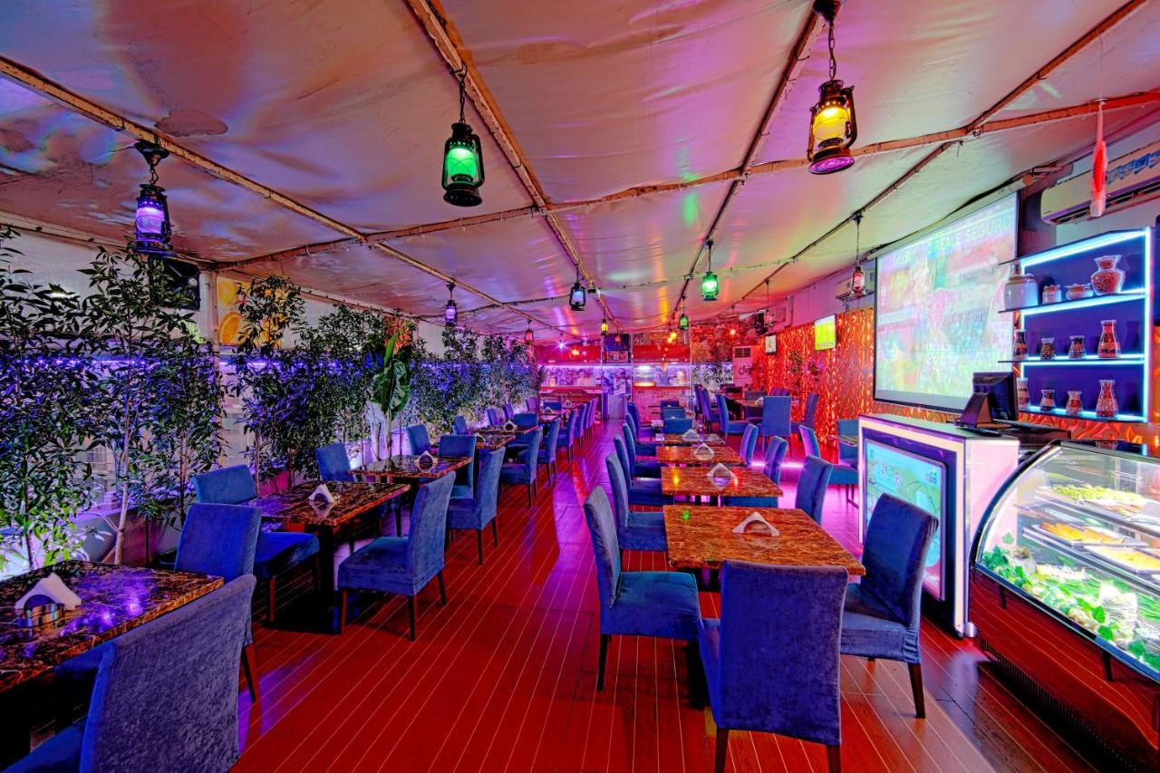Manhattan Avenue Hotel Дубай Экстерьер фото